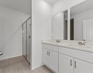 3552 Broadwing Boulevard - Photo Thumbnail 9