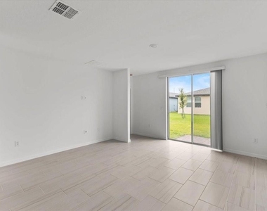 3552 Broadwing Boulevard - Photo Thumbnail 17