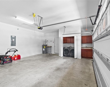8925 Kittanning Avenue - Photo Thumbnail 25