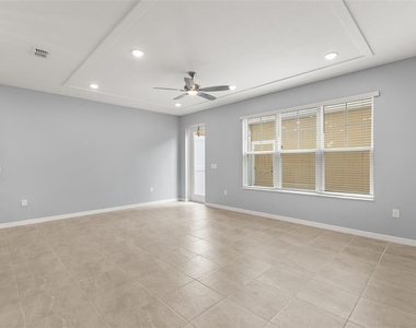 7078 Twilight Bay Drive - Photo Thumbnail 3
