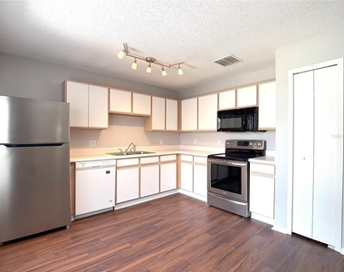 287 Walleye Drive - Photo Thumbnail 4