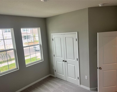 32219 Conchshell Sail Street - Photo Thumbnail 3