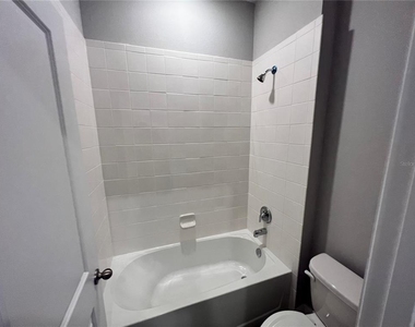 32219 Conchshell Sail Street - Photo Thumbnail 5