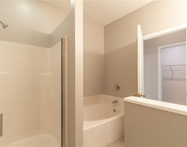 2121 Continental Street - Photo Thumbnail 22