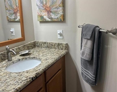 2516 Grassy Point Drive - Photo Thumbnail 9
