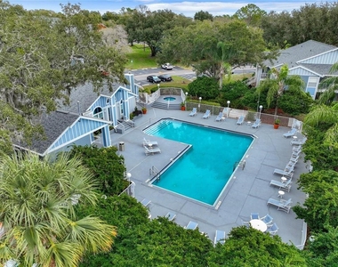 2516 Grassy Point Drive - Photo Thumbnail 19