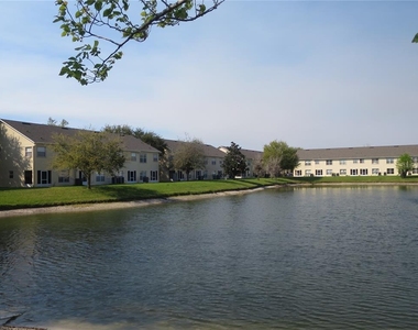 2806 Club Cortile Circle - Photo Thumbnail 40