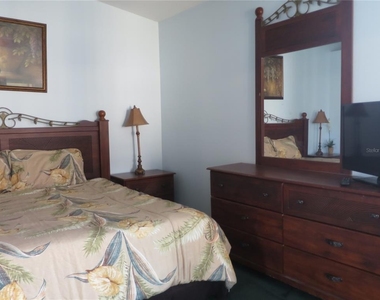 2806 Club Cortile Circle - Photo Thumbnail 21