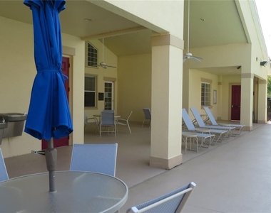 2806 Club Cortile Circle - Photo Thumbnail 44
