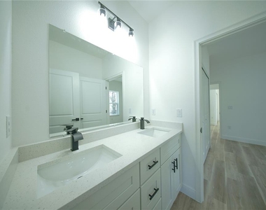 13753 Sw 79th Terrace Road - Photo Thumbnail 6