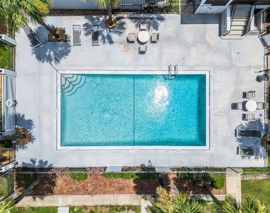 106 Lake Villa Way - Photo Thumbnail 27