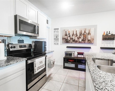 643 Belgrove Street - Photo Thumbnail 4