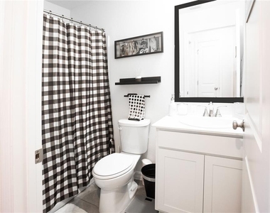 643 Belgrove Street - Photo Thumbnail 23