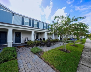 643 Belgrove Street - Photo Thumbnail 2
