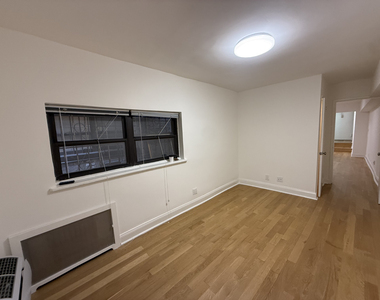 191 East 76th Street - Photo Thumbnail 7