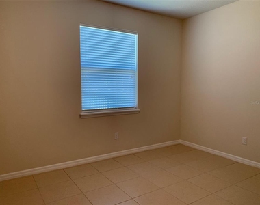 2860 Chantilly Avenue - Photo Thumbnail 17