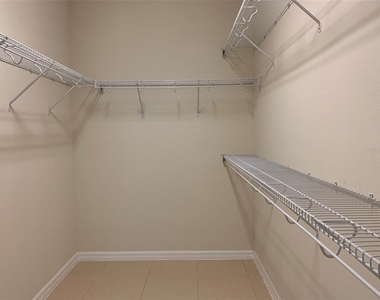 2860 Chantilly Avenue - Photo Thumbnail 21