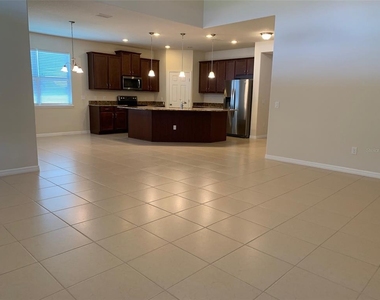 2860 Chantilly Avenue - Photo Thumbnail 4