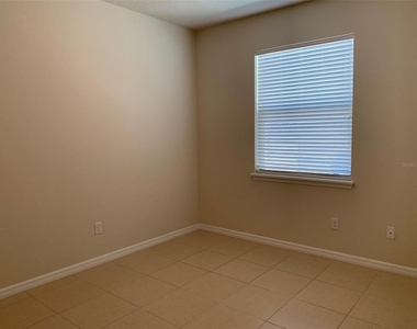 2860 Chantilly Avenue - Photo Thumbnail 12