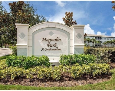 200 Gardens Edge Drive - Photo Thumbnail 1