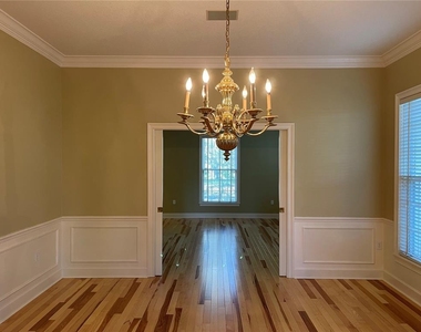 6604 Crescent Lake Drive - Photo Thumbnail 3