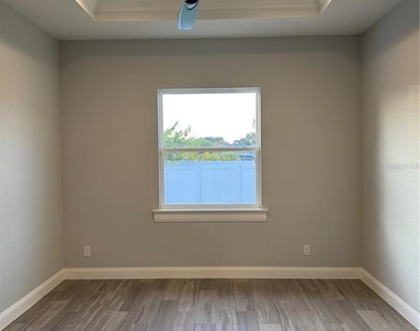 1172 Windjammer Drive - Photo Thumbnail 23