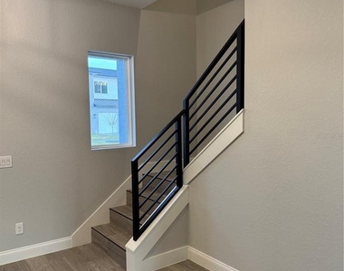 1172 Windjammer Drive - Photo Thumbnail 41