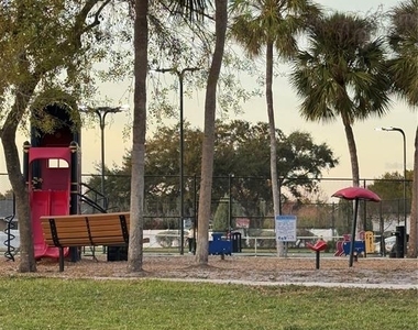 1172 Windjammer Drive - Photo Thumbnail 70