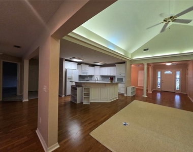 436 Se 4th Avenue - Photo Thumbnail 15