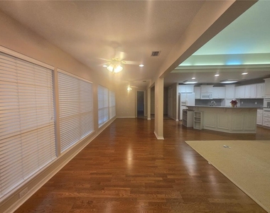 436 Se 4th Avenue - Photo Thumbnail 29