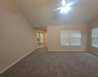 436 Se 4th Avenue - Photo Thumbnail 42