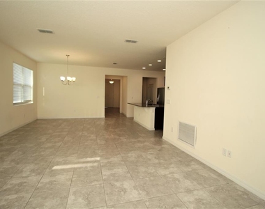 1050 Nathan Ridge Road - Photo Thumbnail 15