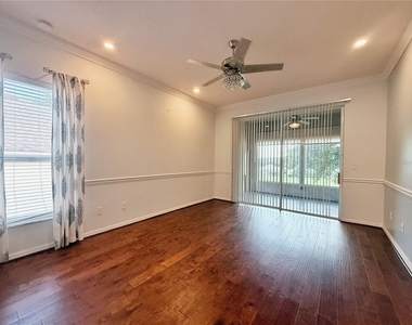 2222 Caxton Avenue - Photo Thumbnail 16