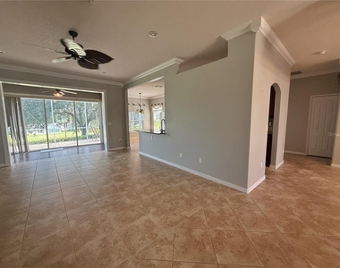 2222 Caxton Avenue - Photo Thumbnail 8