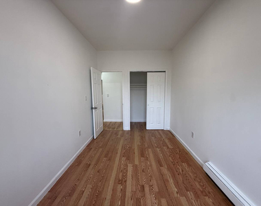 482 Kosciuszko Street - Photo Thumbnail 8