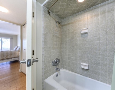 1080 Bal Harbor Boulevard - Photo Thumbnail 17