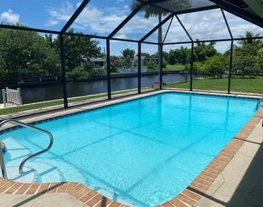 165 Dartmouth Drive Nw - Photo Thumbnail 1