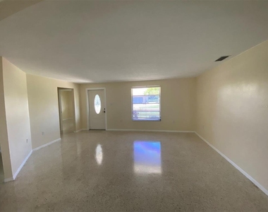 165 Dartmouth Drive Nw - Photo Thumbnail 15