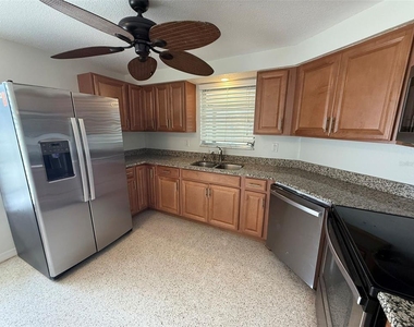 165 Dartmouth Drive Nw - Photo Thumbnail 10