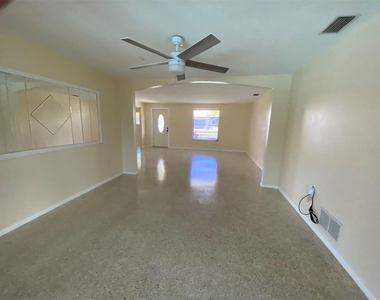 165 Dartmouth Drive Nw - Photo Thumbnail 17