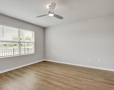 20462 Plumwood Loop - Photo Thumbnail 6