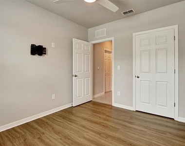 20462 Plumwood Loop - Photo Thumbnail 8