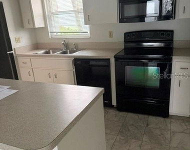 1400 Mineo Drive - Photo Thumbnail 4