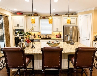 2519 Vaccaro Drive - Photo Thumbnail 3