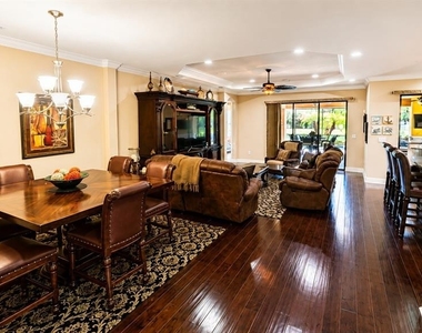 2519 Vaccaro Drive - Photo Thumbnail 2