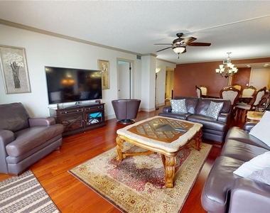 1750 Benjamin Franklin Drive - Photo Thumbnail 5