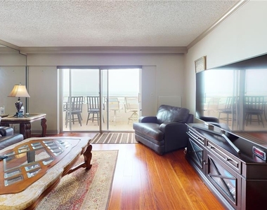 1750 Benjamin Franklin Drive - Photo Thumbnail 6