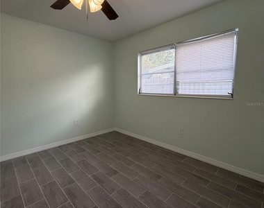 447 Granada Boulevard - Photo Thumbnail 4