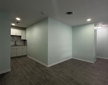 447 Granada Boulevard - Photo Thumbnail 2