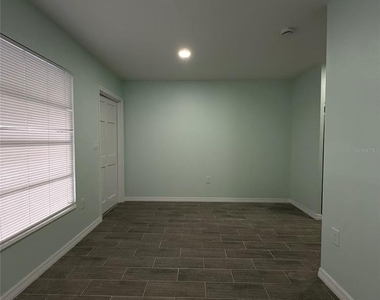 447 Granada Boulevard - Photo Thumbnail 3